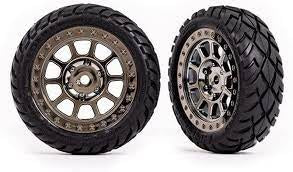 Tires and wheels, assembled (2) BLACK/Chrome (bandit Front Alias tire)